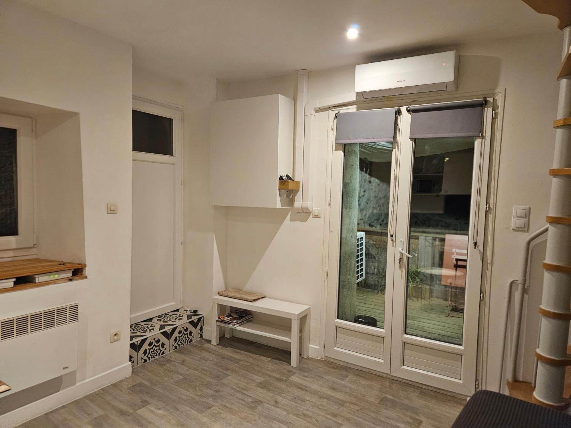 Maison De Village Meublee Avec Terrasse Donzère Dış mekan fotoğraf